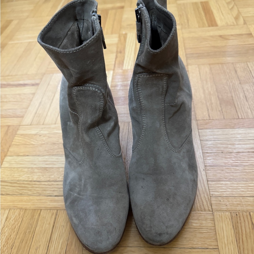 Alberto Fermani  suede ankle boots
